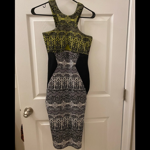 Brand new BooHoo midi dress - Picture 1 of 6